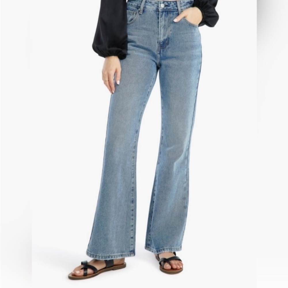 NWT-JUSTFAB-HIGH RISE 70’S FLARE JEANS-SIZE 28